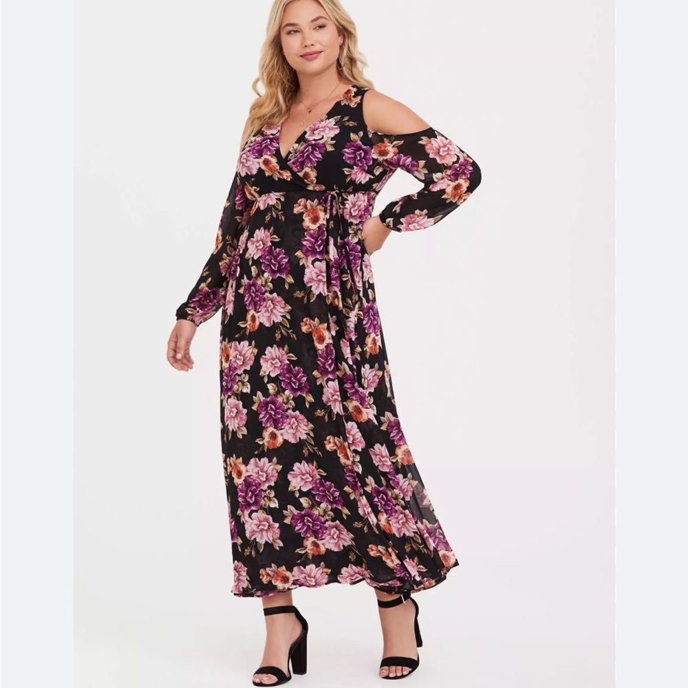TORRID Black Floral Cold Shoulder Chiffon Maxi Dress Faux Wrap 4 4X Flower Flowy